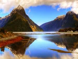 A colour picture of Milford Sound.