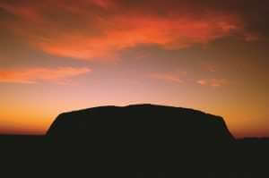 AYQ Uluru silhouette