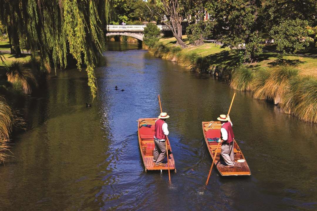 Christchurch punting on the Avon