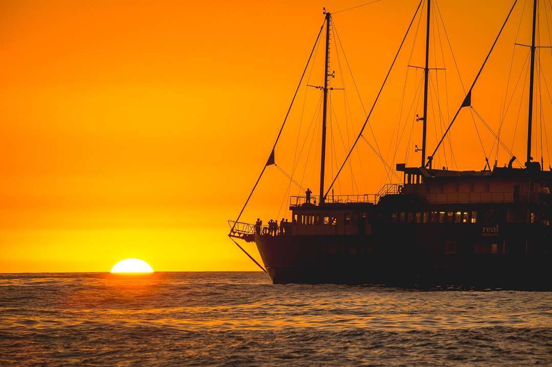 Milford Mariner sunset