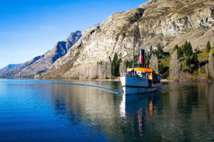 queenstown-tss-earnslaw-new-zealand