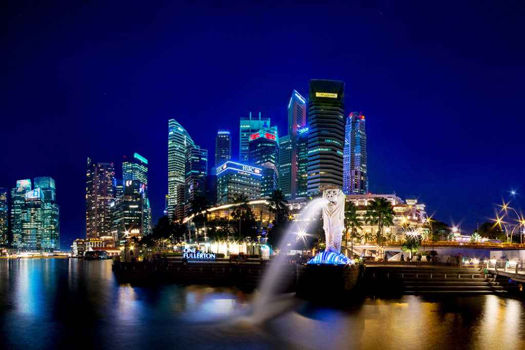 singapore-by-night-tour-merlion