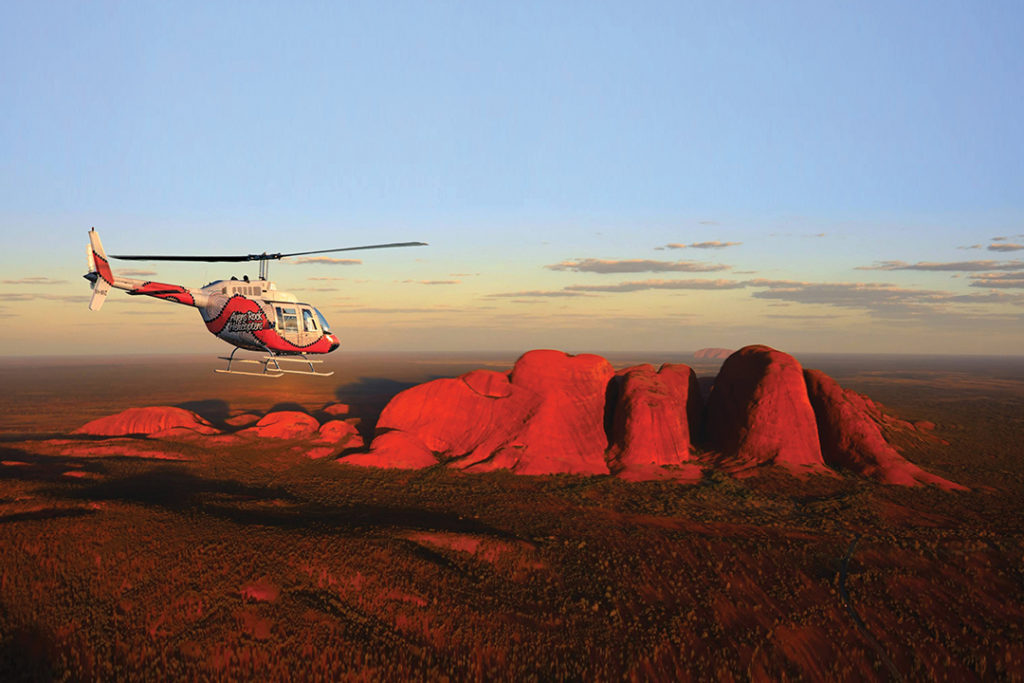 uluru-ayers-rock-helicopter-flight