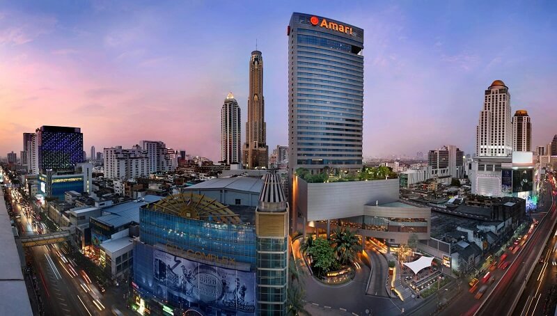 Bangkok Amari Watergate hotel exterior panorama sunset cityscape