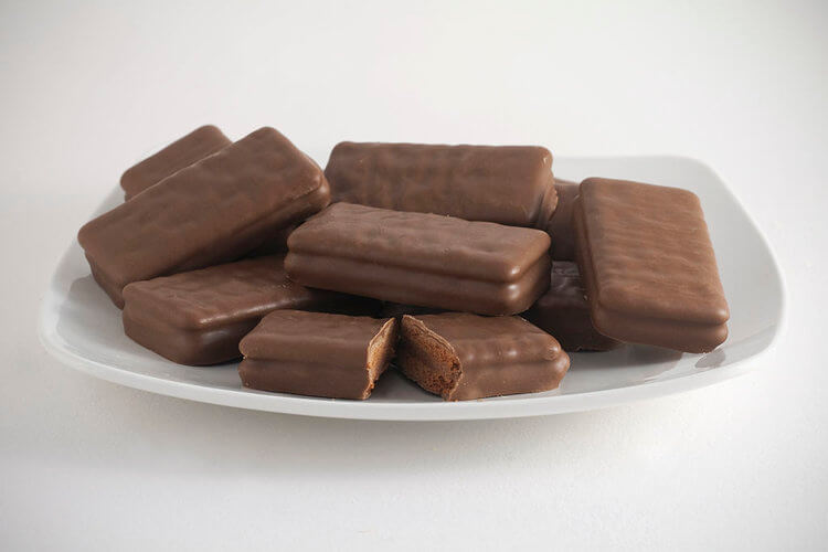 tim tam australian biscuit