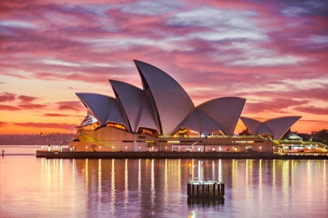 Sydney opera house close up at sunset pink sky