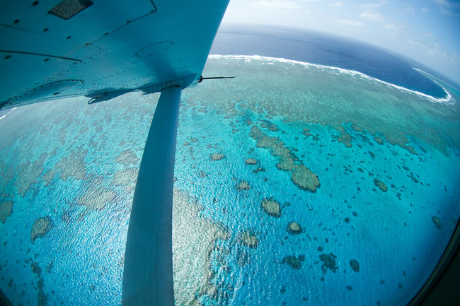 great barrier reef seen from plane above