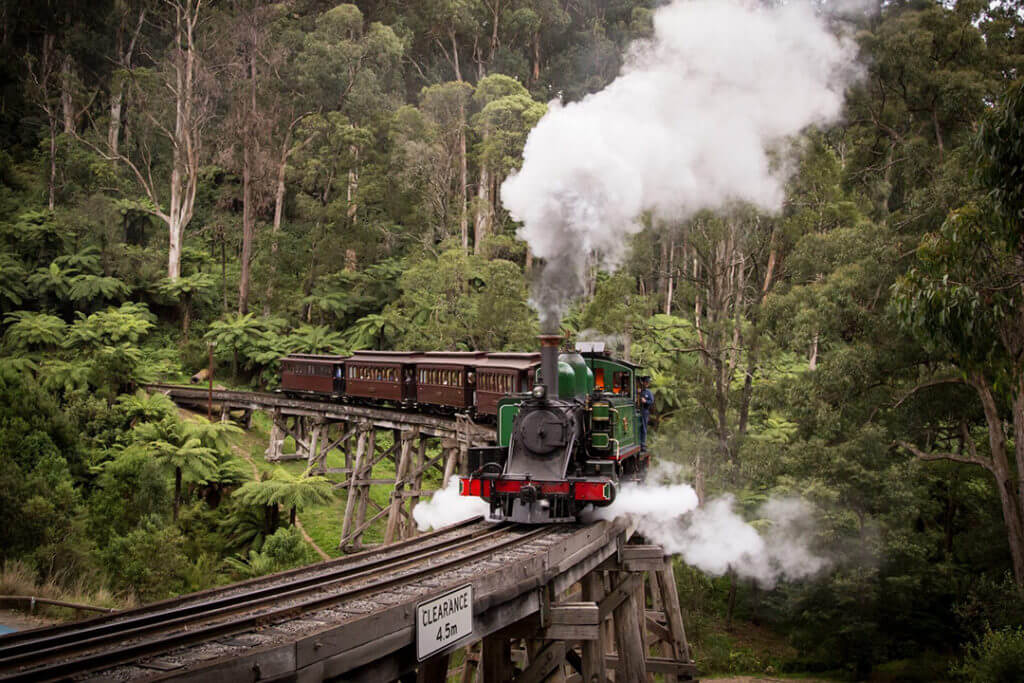 puffing-billy-steam-train-melbourne