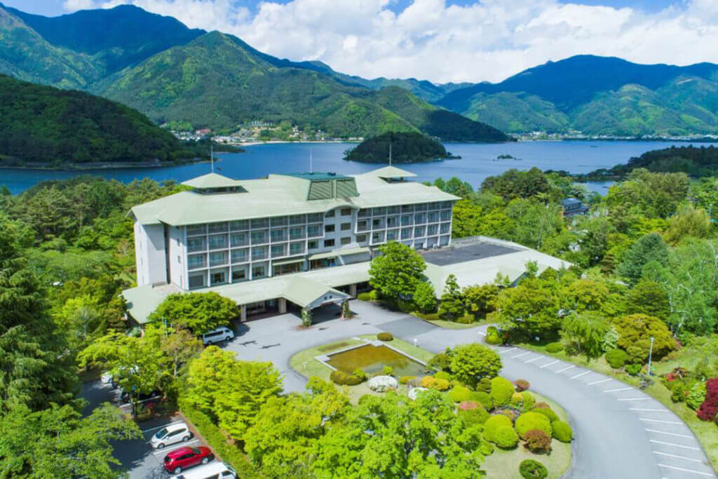 fuji-view-Kawaguchiko-building