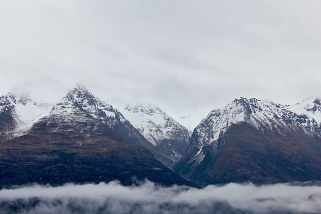 queenstown mountains new zealand