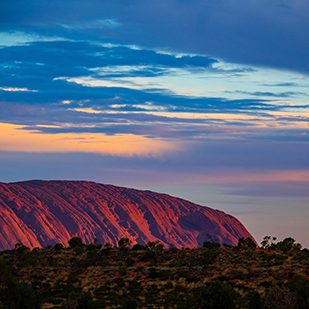 uluru-sunset-dusk