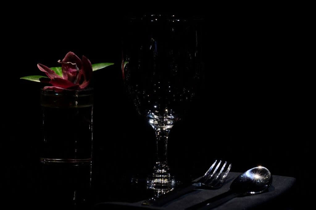 dining in the dark table setting