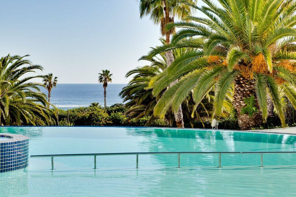 South Africa_Cape Town_President Hotel_Infinity pool