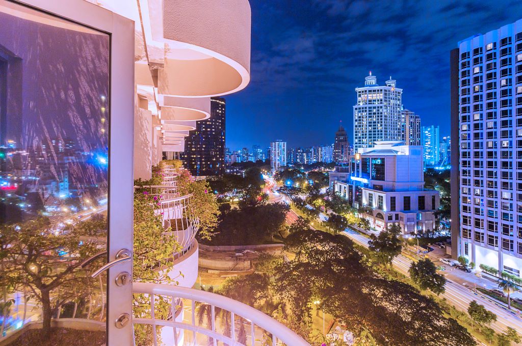 Singapore_Copthorne Kings Hotel_balcony