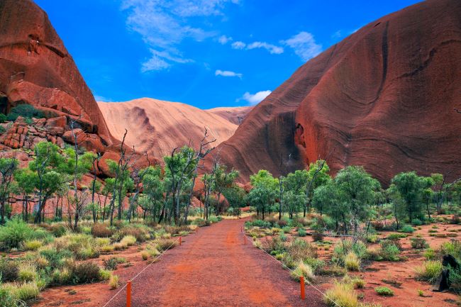 Uluru pathway to walk up to the rock