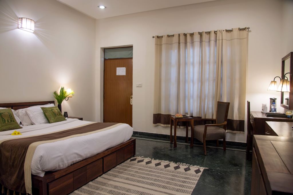 India_Ranthambore_Ranthambore Regency Hotel_Guest Bedroom