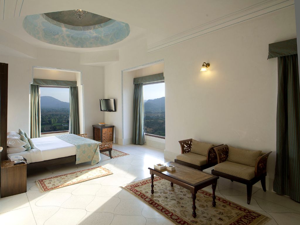 Room 5 Fateh Garh Resort