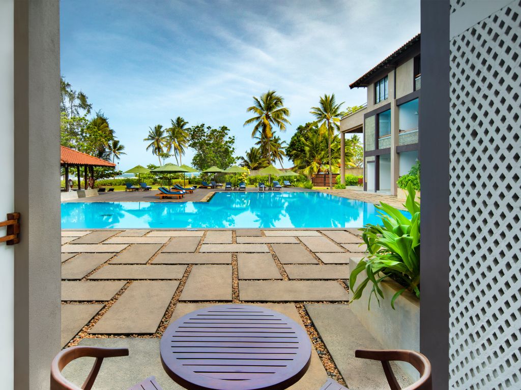 cinnamon bey beruwala swimming pool balcony