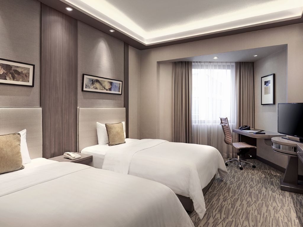M hotel twin room