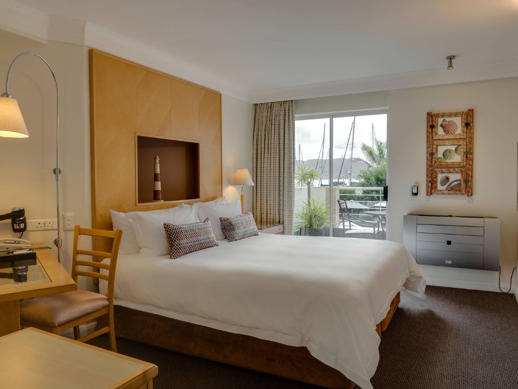 protea-hotel-knysna-quays-room