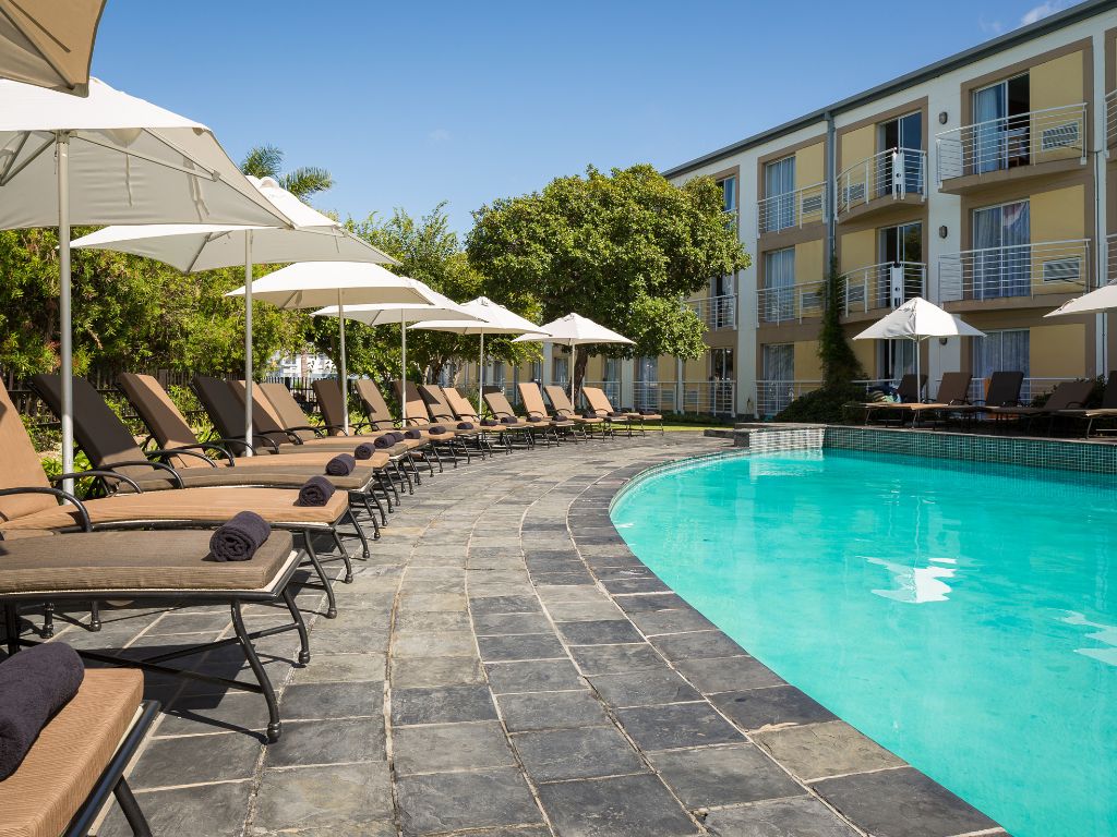 protea-hotel-knysna-quays-pool