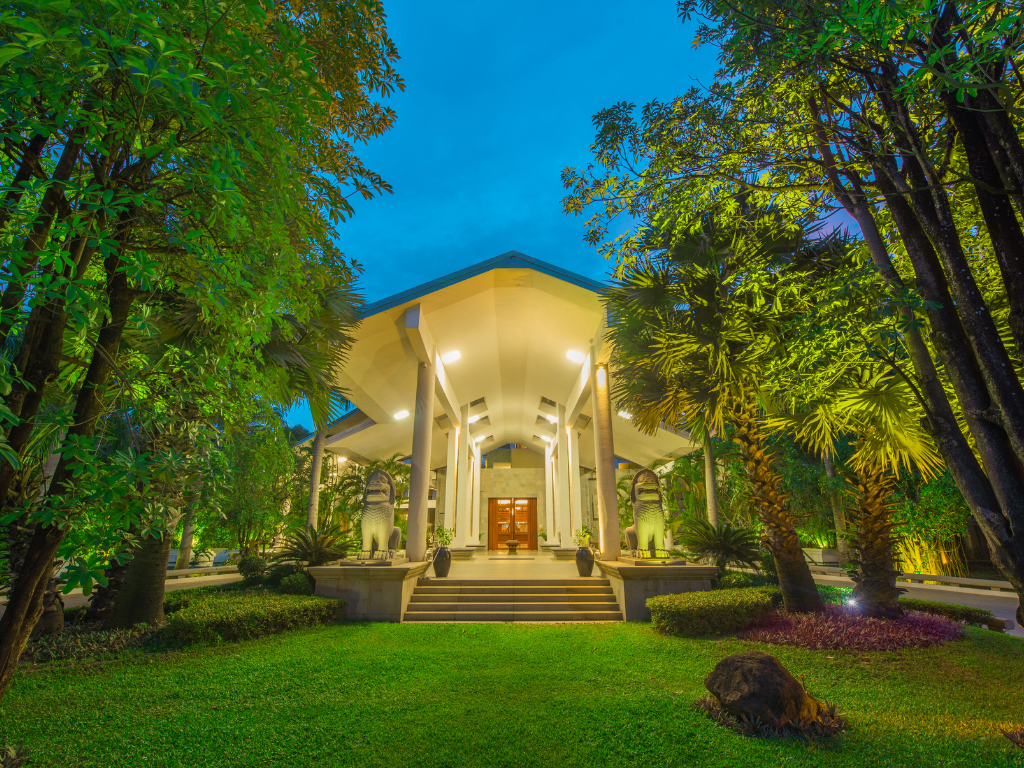 Cambodia_Siem Reap_Borei Angkor Resort & Spa_Front