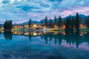 Fairmont_Jasper_Park_Lodge during sunset